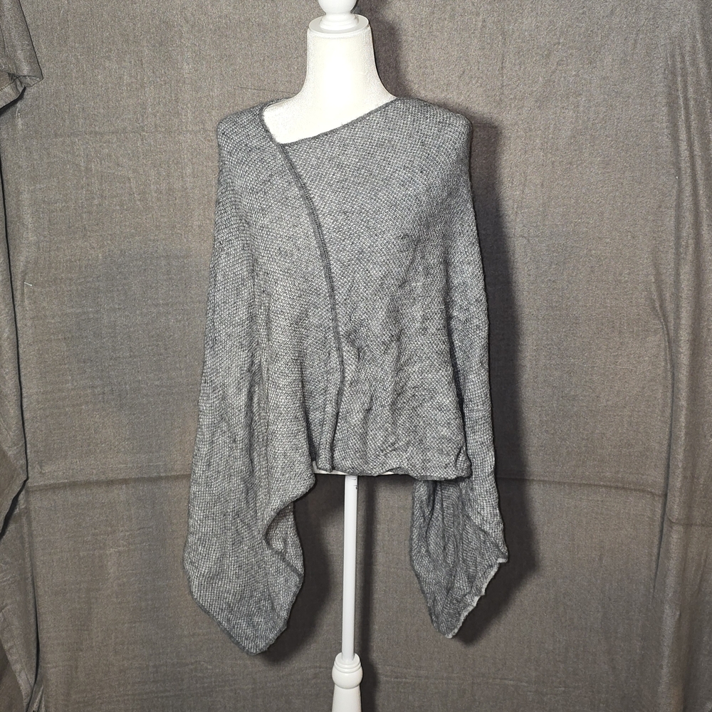 Fratelli Talli Elegant Wool Alpace Gray Poncho Made In Italy One Size